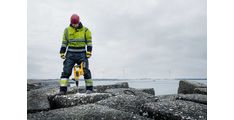 AKU SDS MAX KLADIVO FV 54 V, 6.1 J Dewalt DCH481N