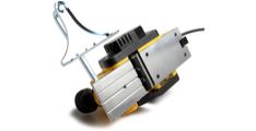 OBLIČ 600 W, 2,5 MMKOVČEK + ADAPTER ZA PRIDOBIVANJE PRAHU Dewalt DW680K