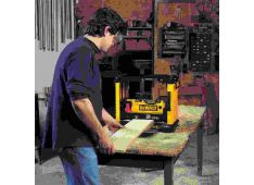 DEBELINSKI SKOBELJNIK 1800 W Dewalt DW733 DEBELINSKI SKOBELJNIK 1800 W Dewalt DW733