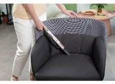 aku-rocni-sesalnik-12v-s-polnilno-postajo-blackdecker-dvc320brg_5035048740194_main.jpg