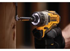 AKU XR VIJAČNIK 12V 2,0Ah Dewalt DCF601D2 AKU XR VIJAČNIK 12V 2,0Ah Dewalt DCF601D2
