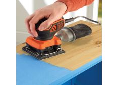 BRUSILNIK VIBRACIJSKI 220 W Black & Decker KA450 BRUSILNIK VIBRACIJSKI 220 W Black & Decker KA450