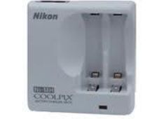 NIKON aku polnilec MH-72 NIKON aku polnilec MH-72