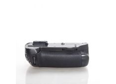 PHOTTIX vertikalni ročaj BG-D600 (za Nikon D600/D610) PHOTTIX vertikalni ročaj BG-D600 (za Nikon D600/D610)