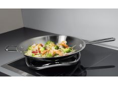 WOK posoda + nosilec za WOK posodo AEG INFI/FUSION WOK WOK posoda + nosilec za WOK posodo AEG INFI/FUSION WOK