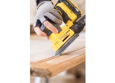 AKU BRUSILNIK 18V BREZ BATERIJE Black & Decker FMCW210B AKU BRUSILNIK 18V BREZ BATERIJE Black & Decker FMCW210B